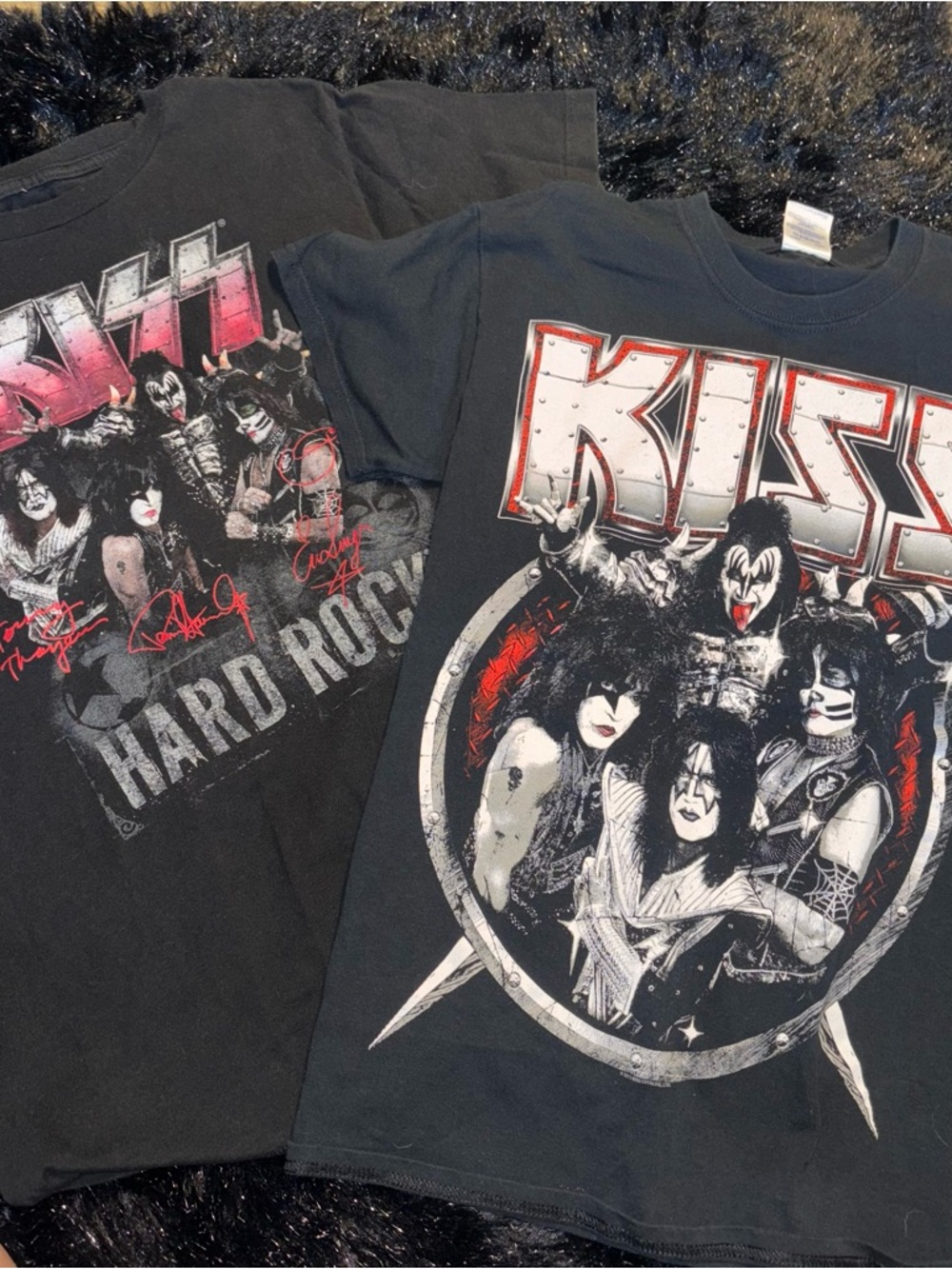 KISS Red T-Shirt Bundle Hard Rock Style